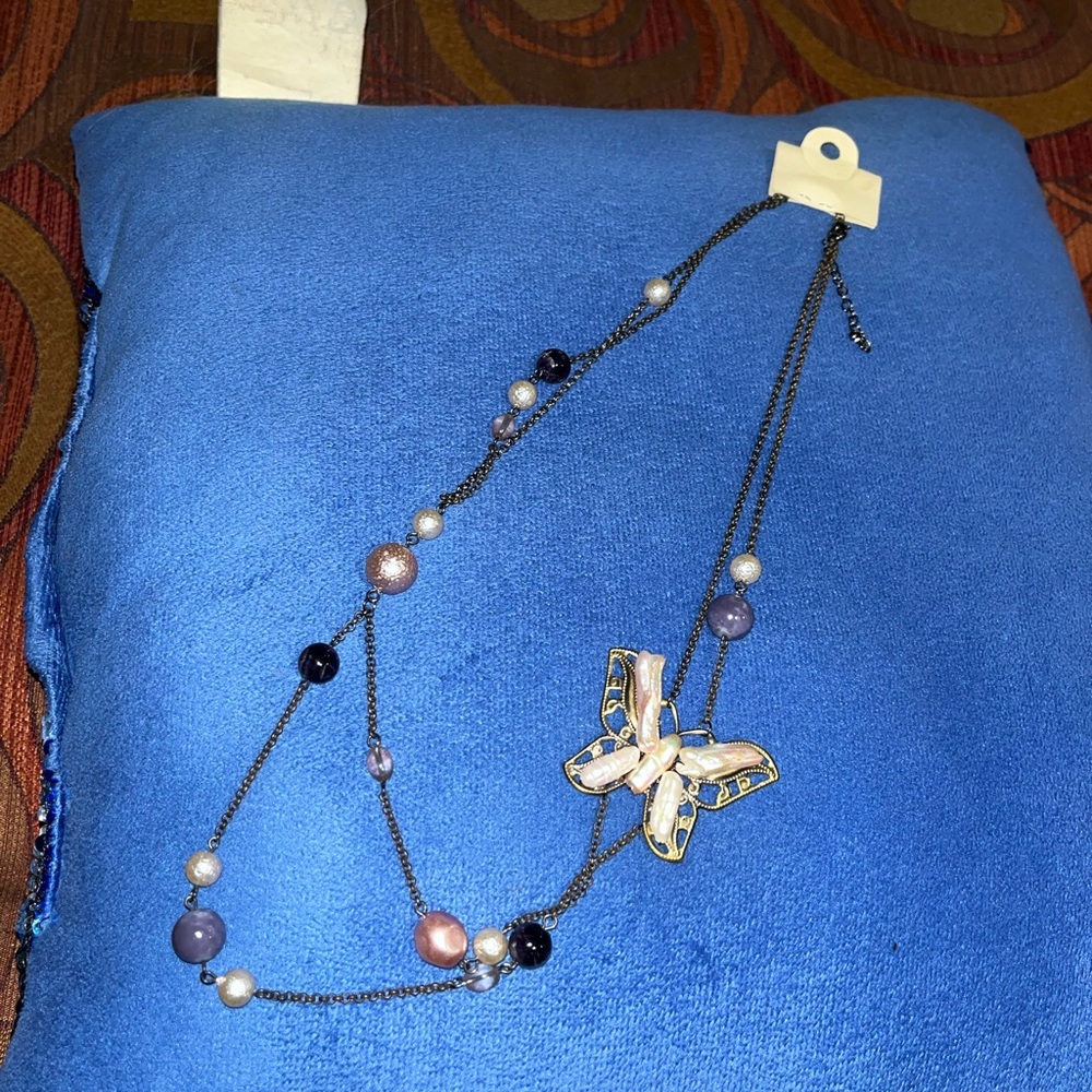 ♥️5/$20 NWT Beaded Butterfly Necklace
